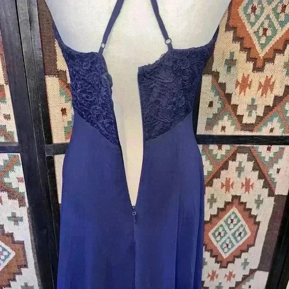 Lulus Womens Blue Madalyn V-Neck Lace & Chiffon Full Length A-Line Gown Medium - Picture 5 of 8